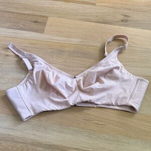 Chantelle Pink Bra
